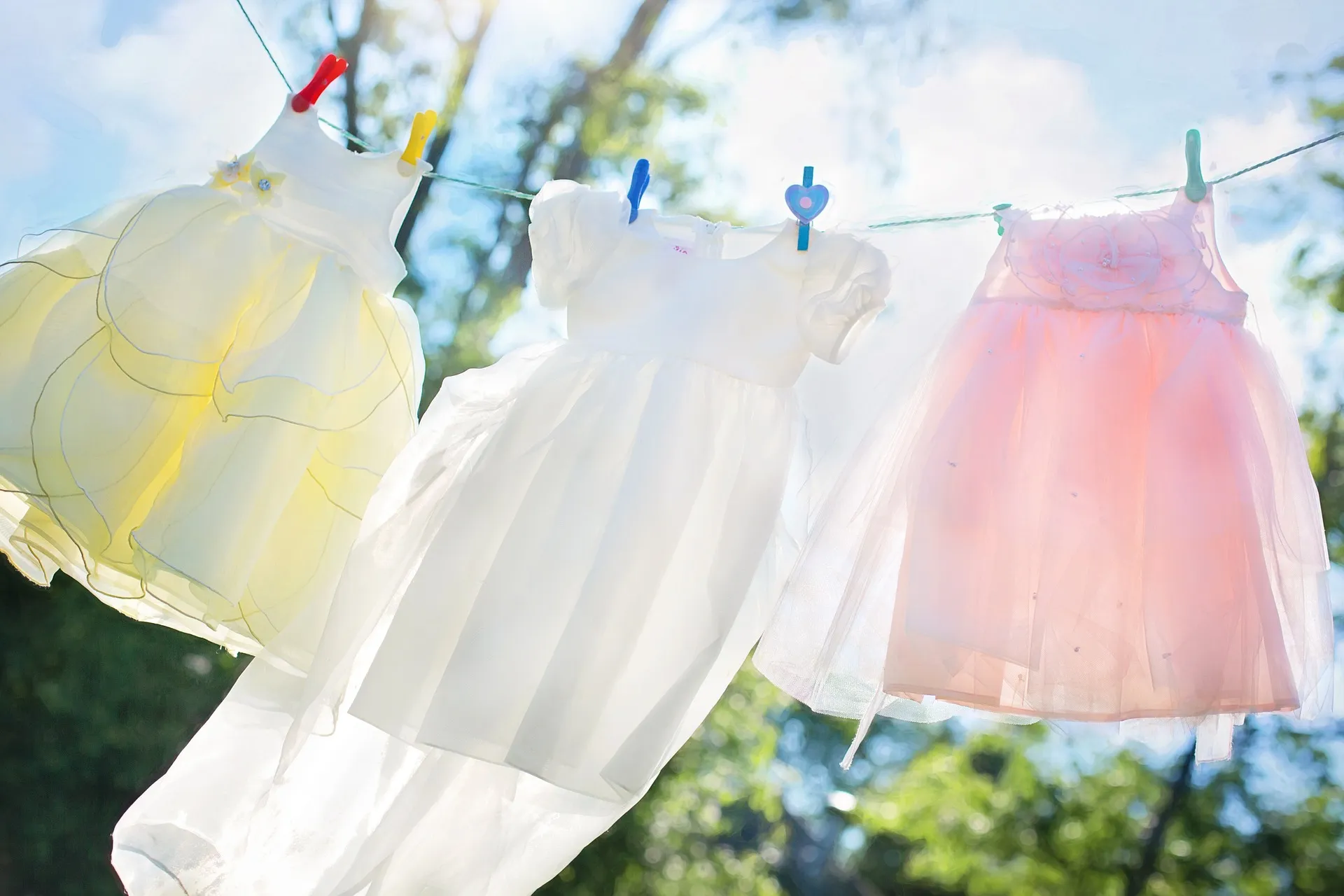 Huisvrouw onthult eenvoudige manier om kleding weer wit te maken: Huis en gezin: Handige tips