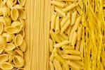 Hoe je ondergaar pasta kunt afmaken: onthoud deze 2 manieren met een koekenpan en een oven