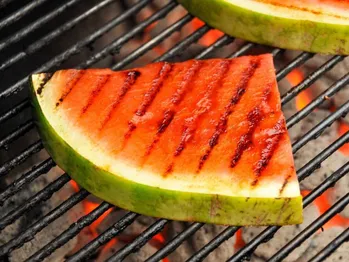 Hoe snijd je watermeloen op de juiste manier?